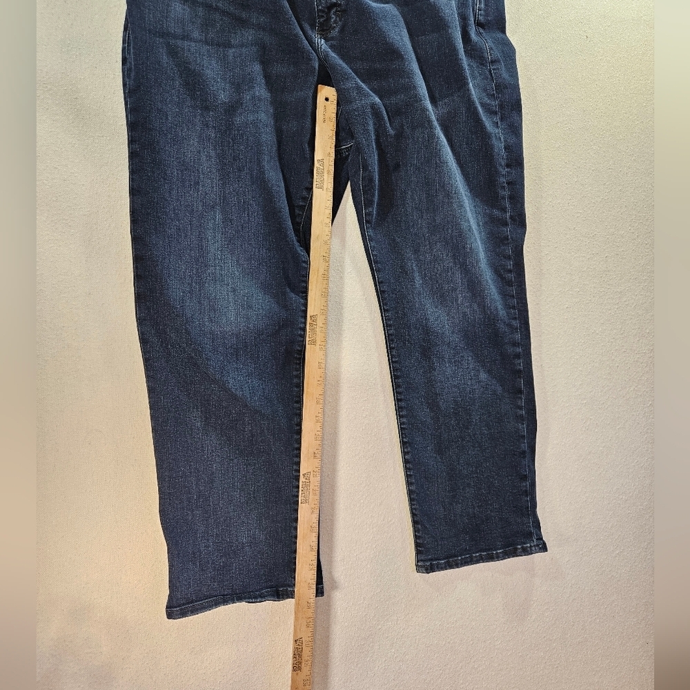 Lee Extreme Motion MVP Athletic Fit Jeans 40x30 - Picture 8 of 9